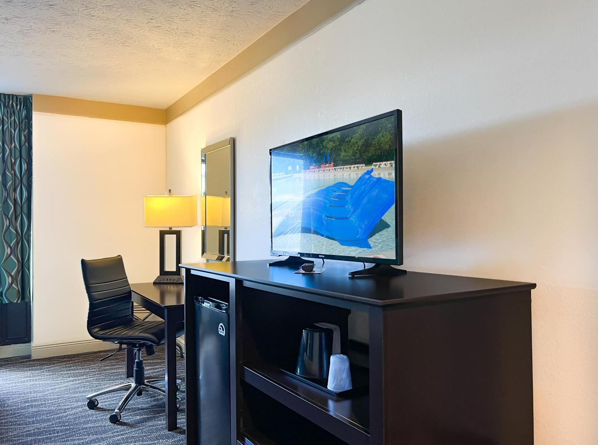 Country Cascades Waterpark Resort Pigeon Forge Bagian luar foto