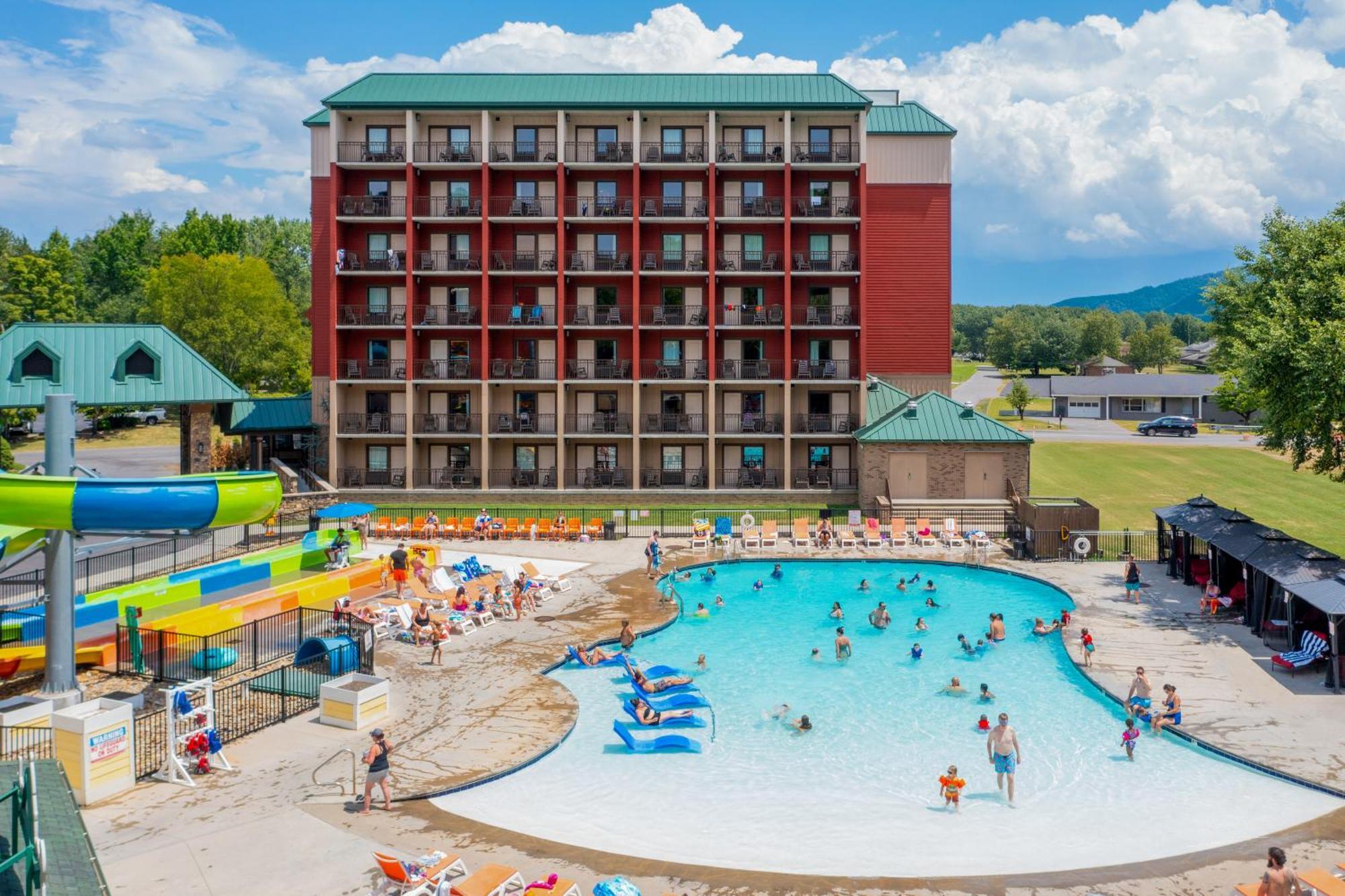 Country Cascades Waterpark Resort Pigeon Forge Bagian luar foto