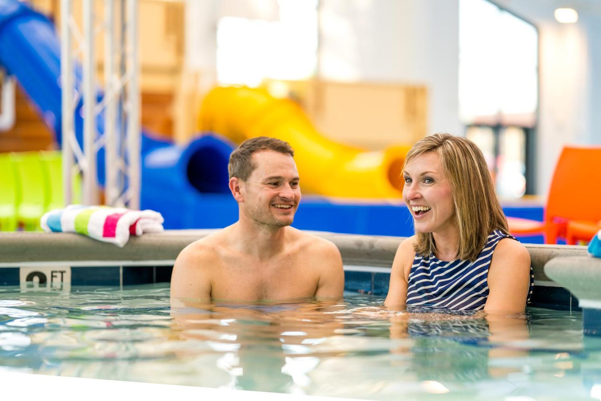 Country Cascades Waterpark Resort Pigeon Forge Bagian luar foto